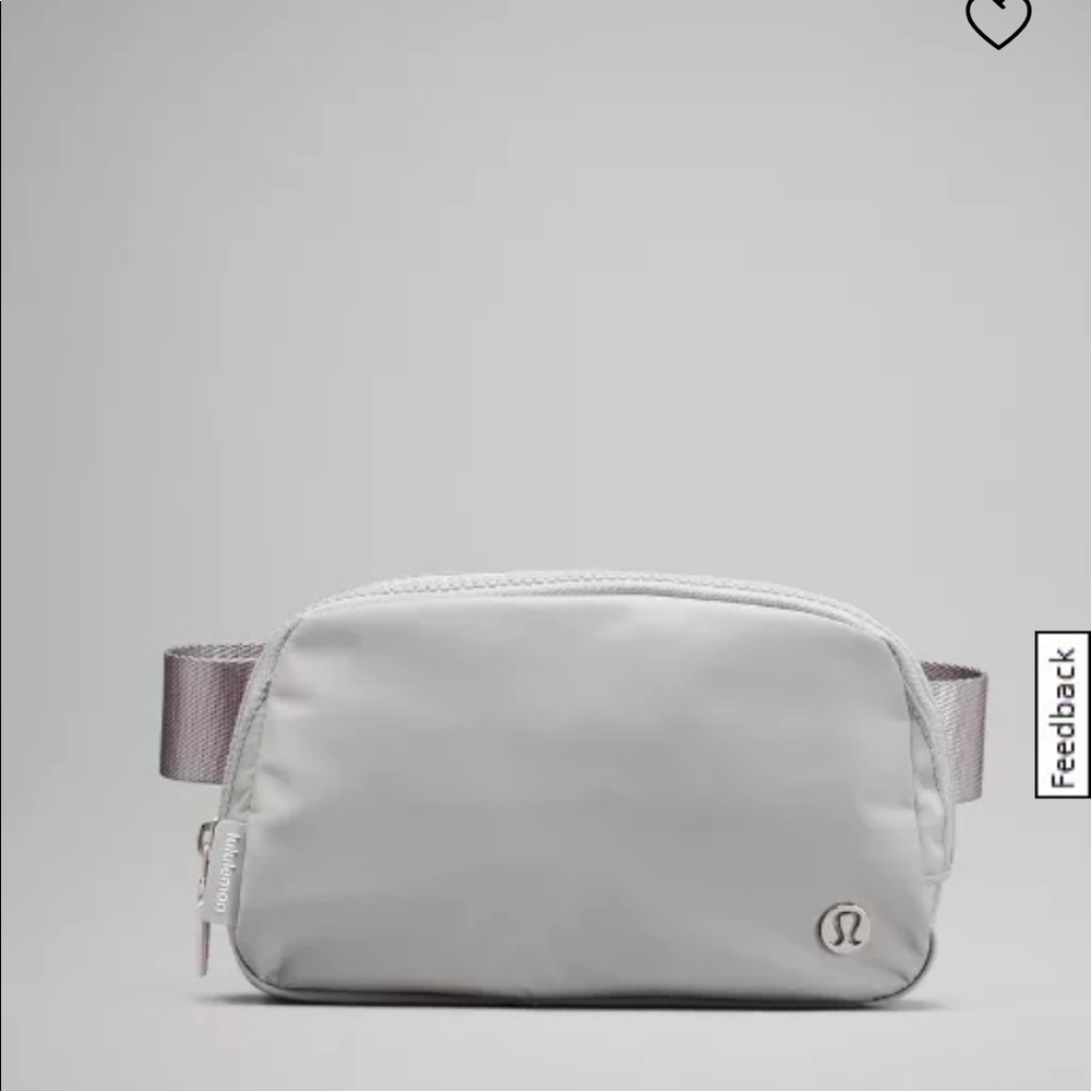 NWT‼️LULULEMON EVERYWHERE BELT BAG!!🤍